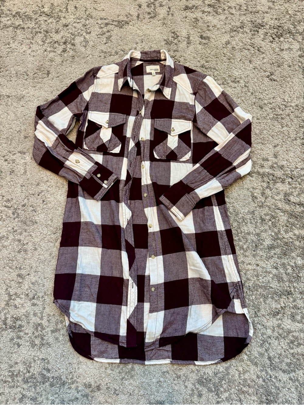 Wilfred Free Aritzia XS Plaid Shirt Dress Burgundy Cream Long Flannel - Picture 2 of 5